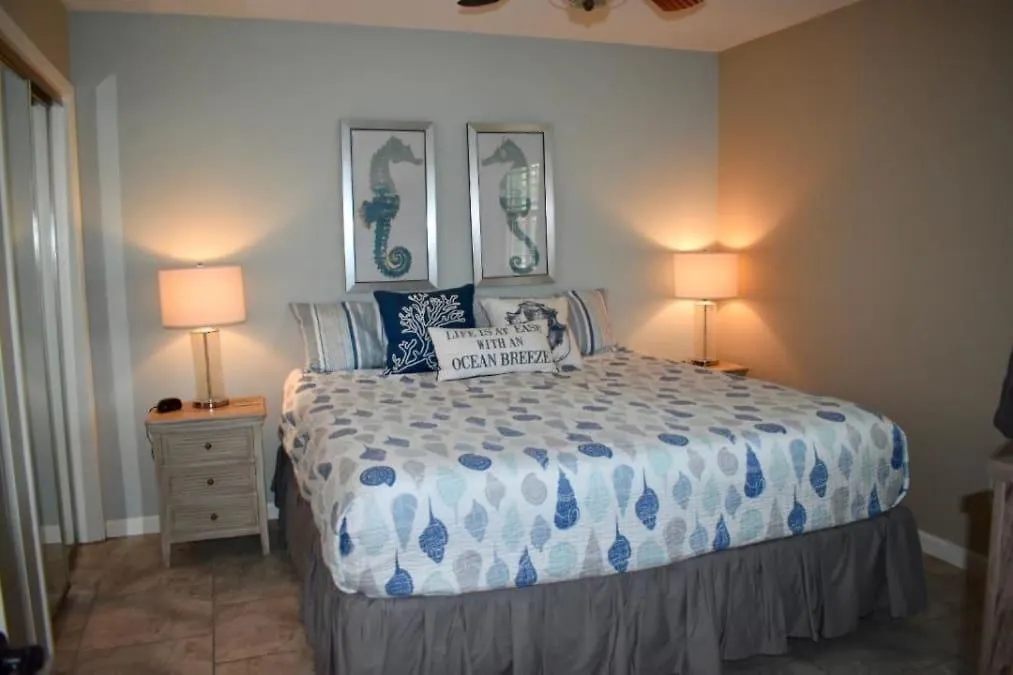 9 H Two Bedroom Condo Destin 0*,  United States